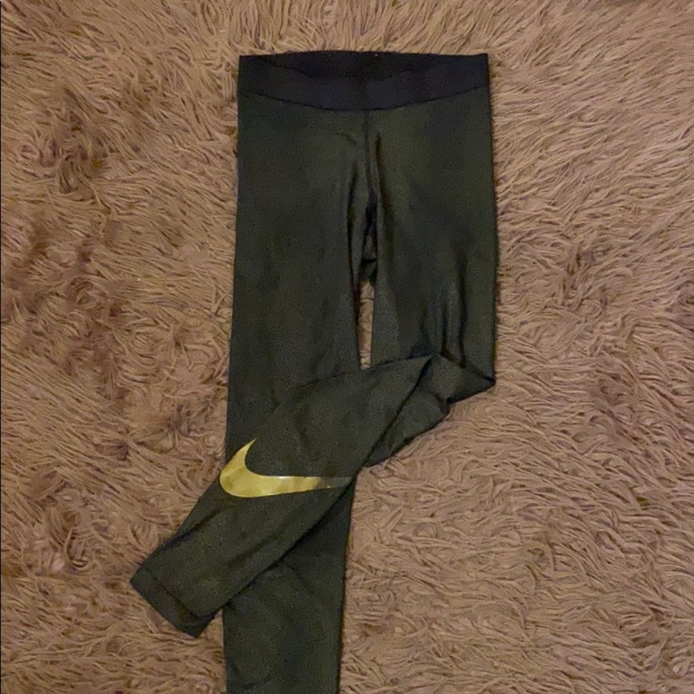 Nike Dri-Fit Gold Shimmer training pants